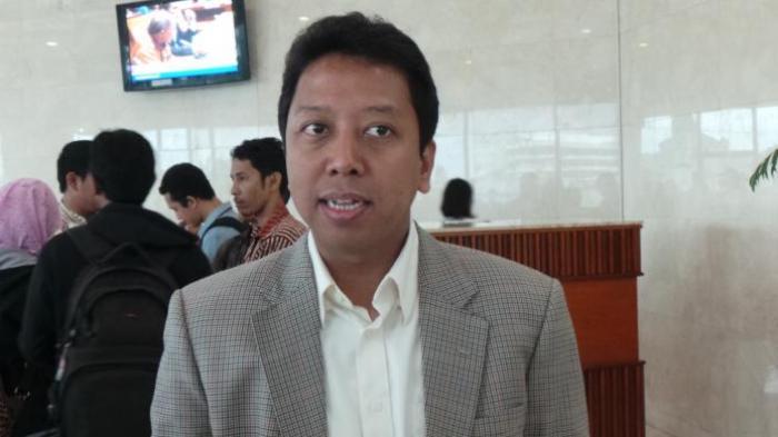 Romahurmuziy Perintahkan Kadernya Pertahankan Kantor PPP