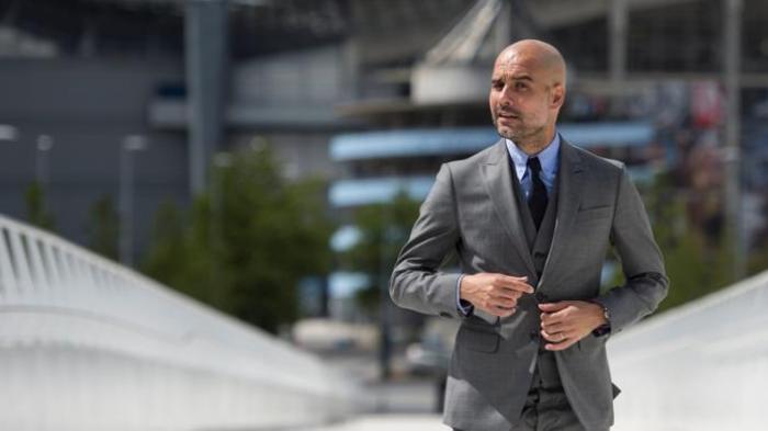 Dimitri Seluk: Ini Bukan Korea Utara atau Afganistan, Guardiola!