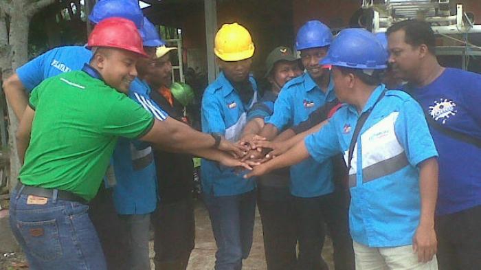 Kurangi Gangguan, PLN Marabahan Lakukan Perintisan Pohon