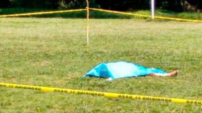 Brutal! Wasit Ini Tewas Akibat Ditanduk Pemain yang Marah