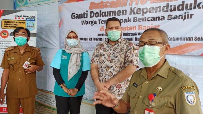 Disdukcapil Banjar Cetak 162.204 Kartu Keluarga Korban Banjir