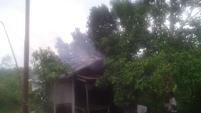 Geger Api di Landasanulin, Relawan Emergency Gabungan Pun Bergerak Cepat