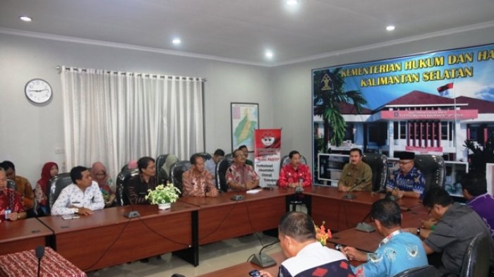 DPRD Tanbu Gandeng Kanwil Kemenkum HAM Kalsel Rancang Perda