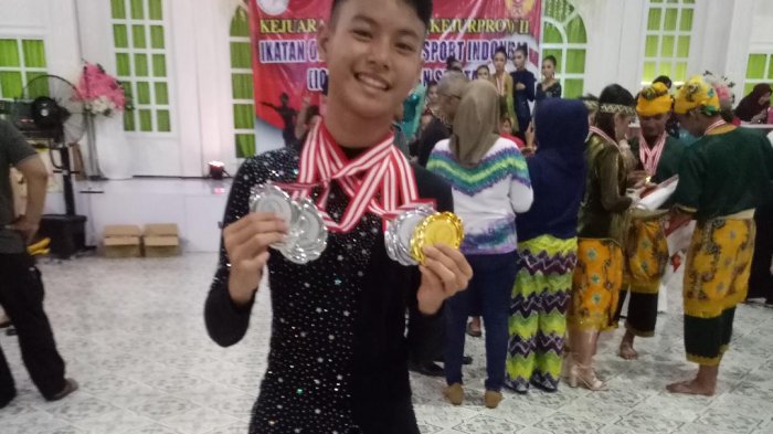 Berawal dari Model, Remaja Banjarmasin Ini Raih Empat Gelar Dansa