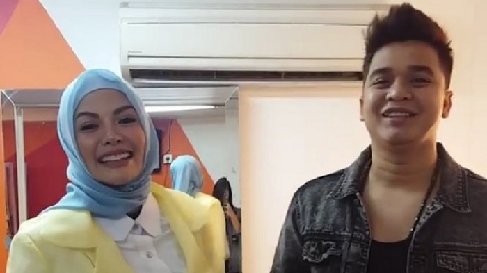 Nikita Mirzani dan Fitri Tropica Mantan Berhijab, Ini Kisah Pergolakan Batin Keduanya