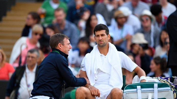 Tak Kuat Menahan Sakit, Novak Djokovic Mundur Saat Lawan Tomas Berdych