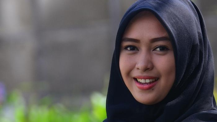 Lulus Kuliah, Galuh Kalsel Ini Makin Aktif Berorganisasi