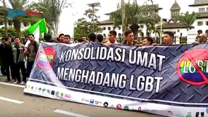 Di Aceh, Komunitas LGBT Hadir Berkedok Kegiatan Pendampingan Korban dan HAM