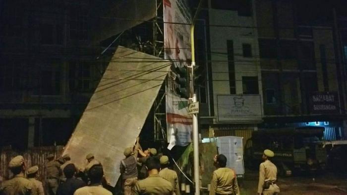 Reklame yang Dibongkar Menunggak Pajak Sejak 2011