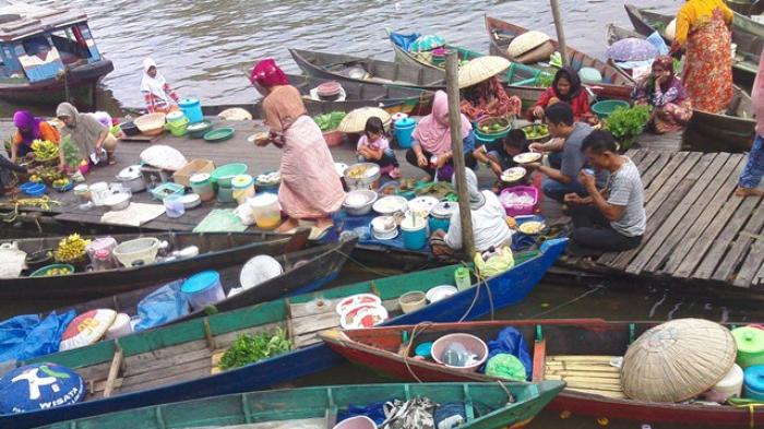 BVC Perkenalkan Pasar Terapung dan Laksado