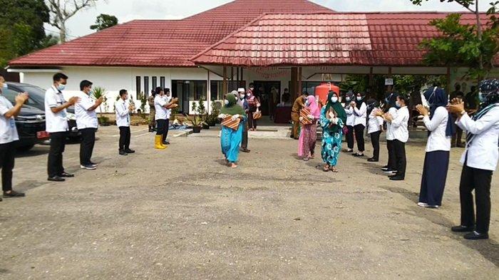 Tujuh Pasien Covid-19 Sembuh Dipulangkan, Dibekali Sertifikat dari Covid Center Tabalong