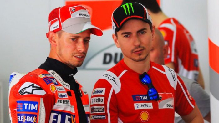 Casey Stoner Tepis Alasan Jorge Lorenzo Soal Bentuk Tangki Ducati