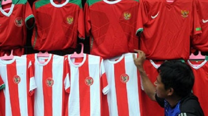 Kostum Boaz dan Lilipaly Jadi Buruan, Ini Harganya?