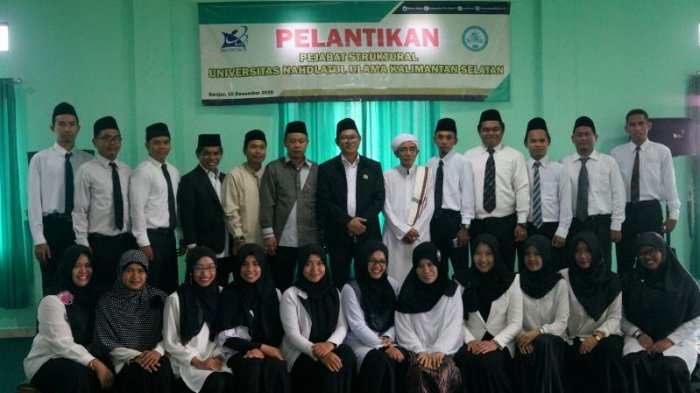 Universitas NU Kalsel Lantik 33 Pejabat Baru