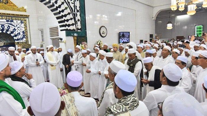 Guru Khalil Ucapkan Selamat Jalan Kepada Jemaah Kembali ke Daerah Asal