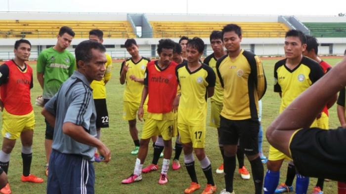Jelang Semifinal Liga 2 Martapura FC vs Persebaya, Frans Anggap Final