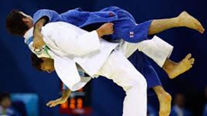 Fahri Waspadai Teman Sekamar