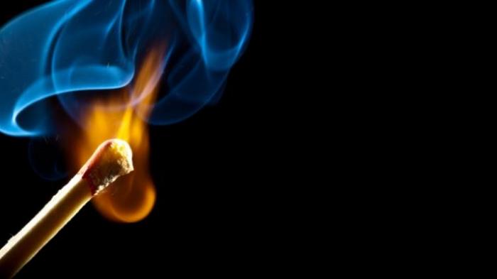 Warga Sengaja Bakar Puluhan Bangunan Diduga Jadi Tempat Prostitusi