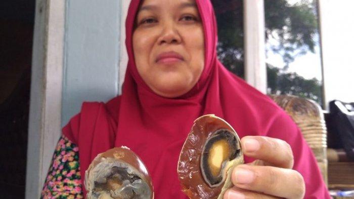 VIRAL Telur Asin Bikin Heboh Warga di Banyumas, Dilempar Bisa Mantul, Hasil Lab Ungkapkan Fakta Ini
