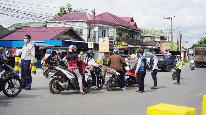 PSBB di Kota Banjarmasin, Pengendara Discreening Wajib Tunjukkan Kartu Identitas