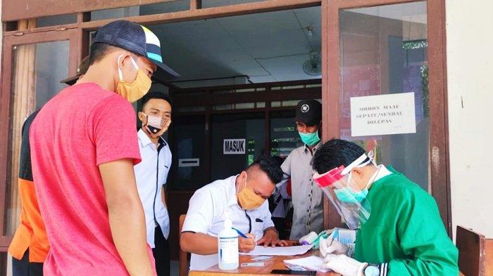 Cegah Covid-19, Pegawai hingga Ketua RT dan RW di Kelurahan Panamas Kapuas Dirapid Test