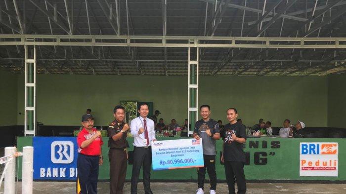 BRI Cabang Barabai Bantu Renovasi Lapangan Tenis Bataliyon 621 Manuntung dengan Dana CSR
