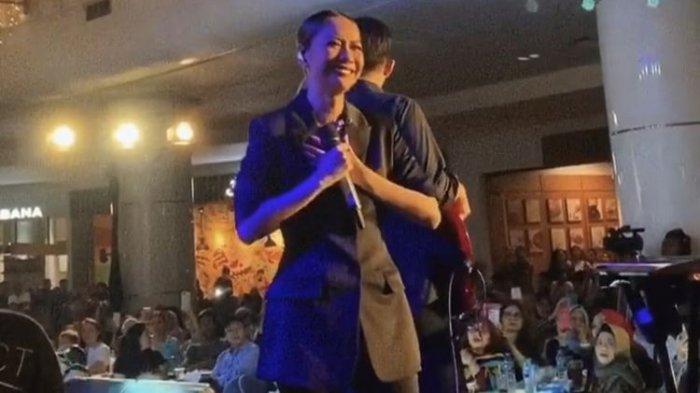 'Candaan' BCL di Panggung, Bunga Citra Lestari Bicara Soal Afgan & Vidi Sepeninggal Ashraf Sinclair