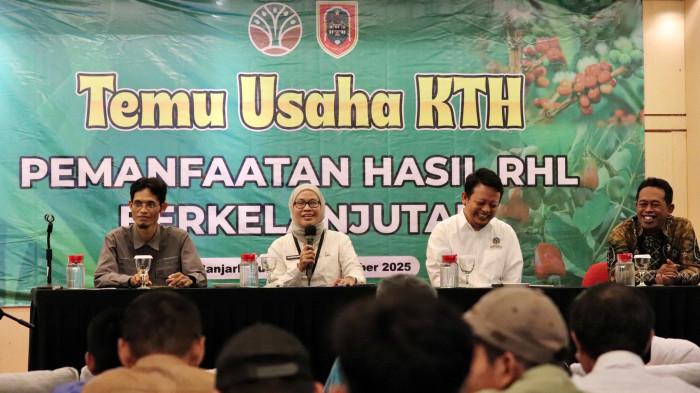 penandatanganan Nota Kesepahaman (MoU) antara Dinas Kehutanan Provinsi3