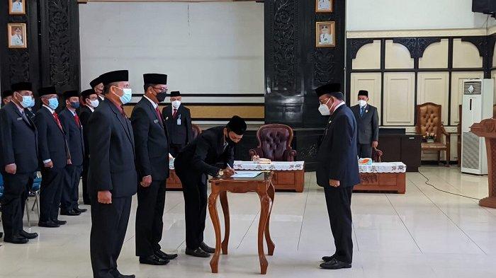 Gerbong Mutasi Kembali Terjadi, Sejumlah Kepala SKPD di Lingkup Pemkab Tabalong Bergeser