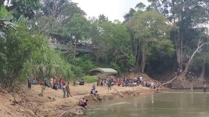 Main Prosotan, Begini Kronologis Bocah 12 Tahun Ini Jatuh ke Sungai Balangan