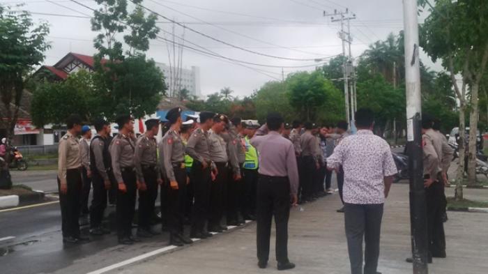 Pendukung Ujang-Jawawi Dikabarkan Demo, Polisi Perketat Pengamanan KPU Kalteng