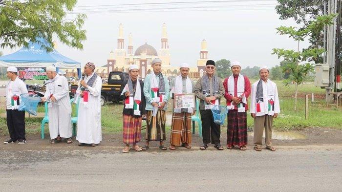 Ulama Kabupaten HSS Kumpulkan Donasi Rp 21.231.000 Hasil Penggalangan Tiga Jam di Jalan A Yani