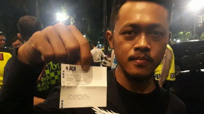 Kekecewaan Penonton Konser Dewa 19 Tribute To Ahmad Dhani di Surabaya Usai Dihentikan Oleh Polisi