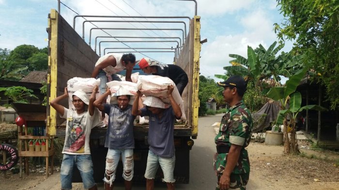 Petani di HST Keluhkan Harga Pupuk, Melonjak Pasca Banjir