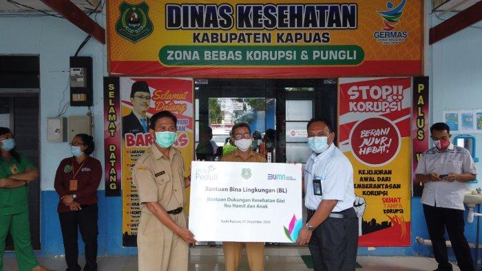 Dukung Program Pencegahan Stunting, PLN Serahkan Bantuan Kesehatan Gizi Ibu Hamil dan Anak di Kapuas