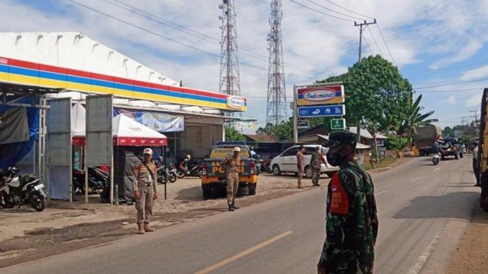 Pengendara Tanpa Masker Dihentikan, Aparat Tindak Pelanggar Perbup 58 Tahun 2020 di Balangan