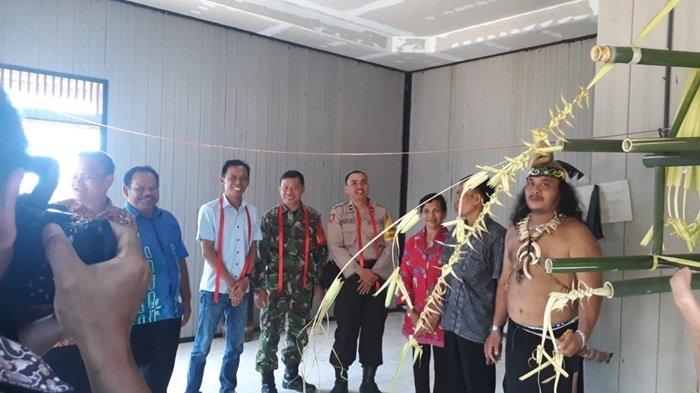 Peresmian Balai Adat Dayak Di Desa Mangkupum, Polsek Muara Uya Dukung Kegiatan Kebudayaan