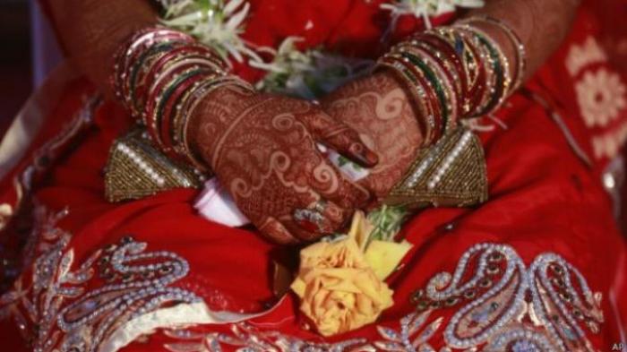 Calon Suami Kena Epilepsi, Pengantin Perempuan Nikahi Tamu Undangan