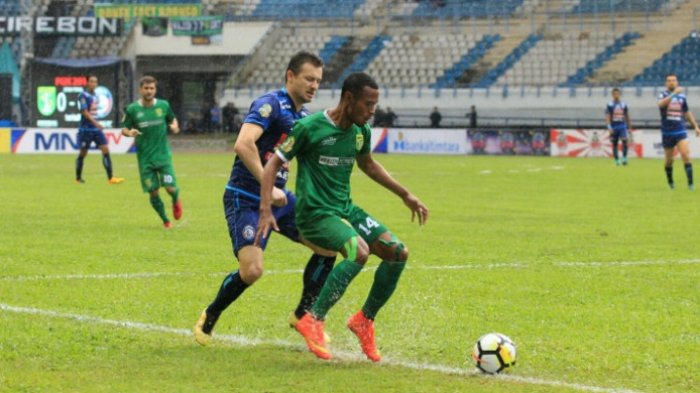 Skor Akhir Persebaya Vs Arema FC 0-2, Angel Alfredo Vera Ungkap Kesalahan Bajul Ijo di Semifinal PGK