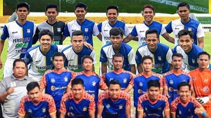 Uji Coba Persetala Menang Atas Juara Asal Kalteng di Stadion Demang Lehman Martapura