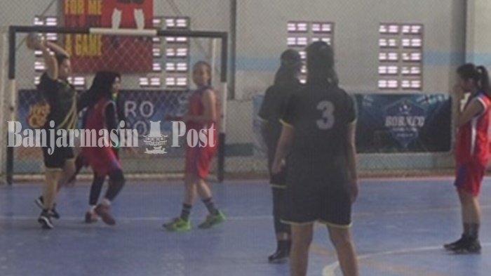 SMPN 22 Putri Banjarmasin Rebut Gelar Juara Putri Kejurprov Bolatangan 2019