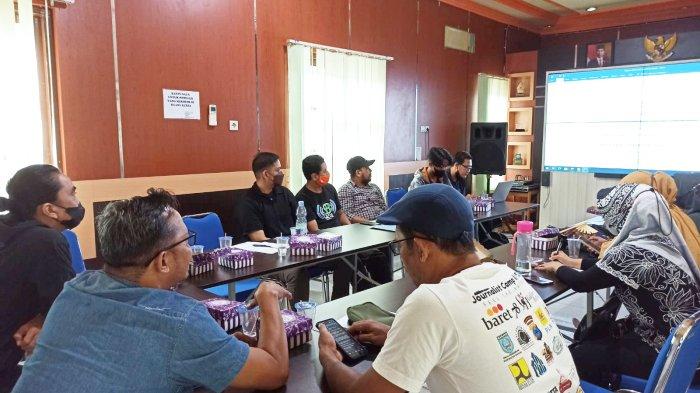 Dinas KISP Kabupaten Banjar Andalkan Suara Banjar Informasikan Pembangunan Secara Luas