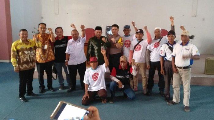 Sepuluh Perwakilan FSPMI Bertemu Kepala Disnakertrans Kalsel, Tuntut Upah Dibayar