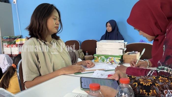 Warga Antusias Ikuti Pemasangan KB Implan Gratis,  Malinda: “Tidak Sakit Sama Sekali”