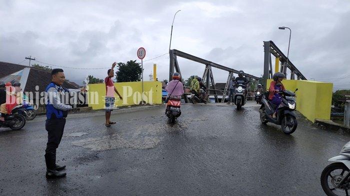 Reaksi Keras Dishub Kota Banjarmasin Saat Portal Jembatan Seribu Dibongkar Paksa Oknum Tak Dikenal