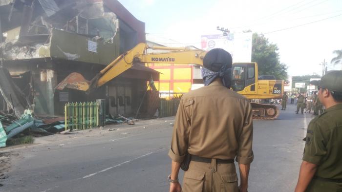 Bangunan di Veteran Kembali Dibuldozer