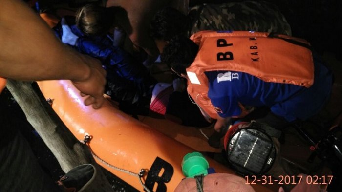 Kelotok Ditabrak Kapal Landing Craft Tank, Seorang Satpam Tewas Mengapung