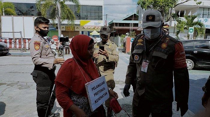 Imbau Protokol Kesehatan di Pusat Perbelanjaan Mentaya, dari Pedagang hingga Sopir Truk