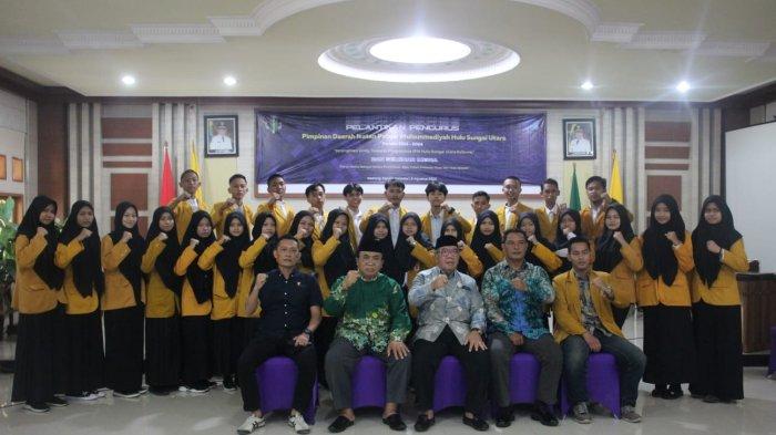 Plt Bupati HSU Husairi Abdi Melantik Pengurus IPM HSU, Majukan Organisasi ke Arah Lebih Baik