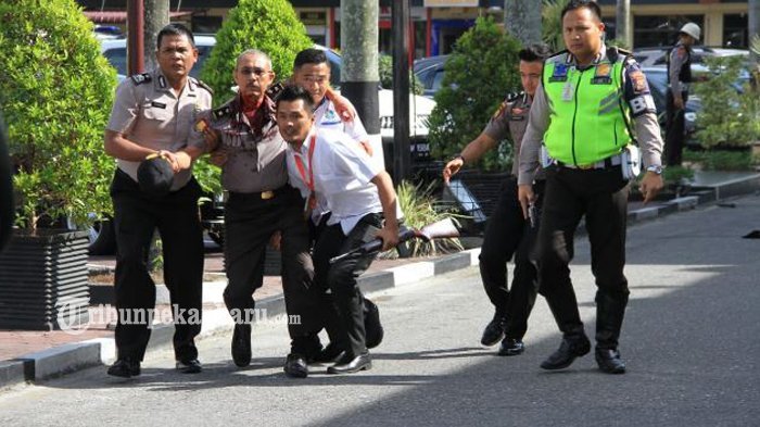 Mapolda Riau Diserang, Beredar Foto-foto Pelaku Terduga Teroris yang Tewas Ditembak